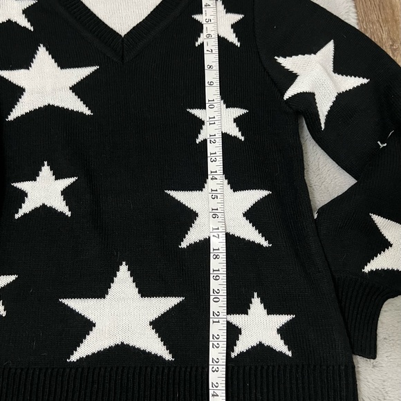 Acrylic V-Neck Star Sweater by Zenana Sz S NWOT - Picture 6 of 7